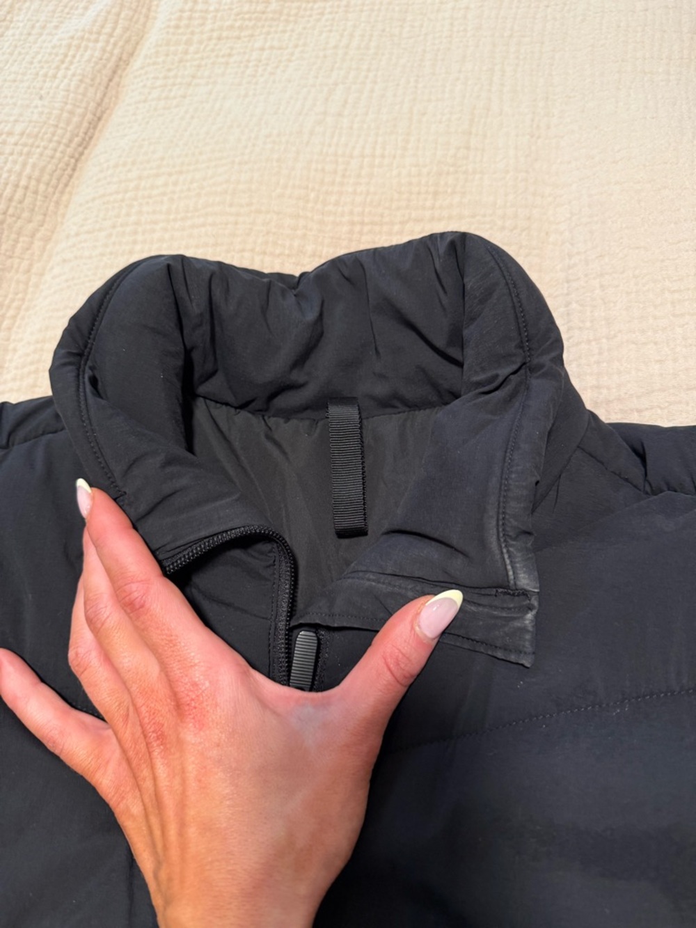 Lululemon- Wave Quilted Insulated Jacket - Picture 4 of 9